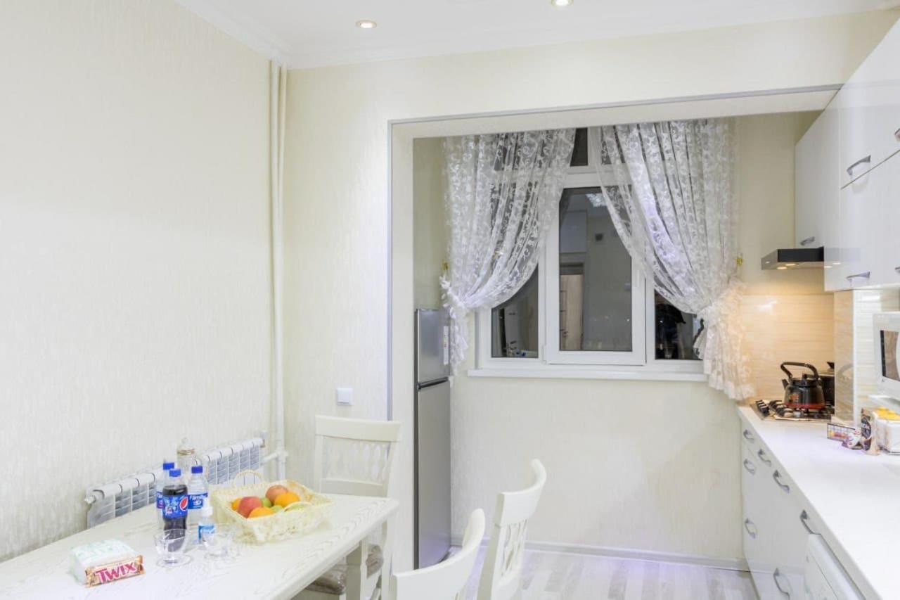 Metro Aybek Center Of Tashkent Comfort 1 Bedroom And Hall Exteriör bild