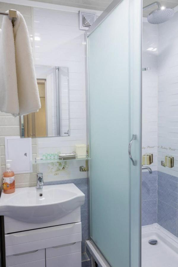 Metro Aybek Center Of Tashkent Comfort 1 Bedroom And Hall Exteriör bild