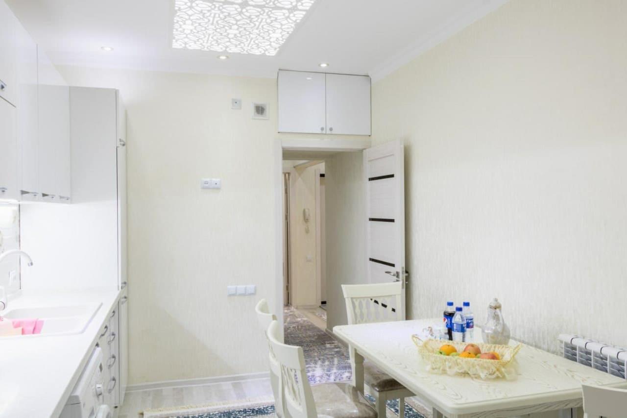 Metro Aybek Center Of Tashkent Comfort 1 Bedroom And Hall Exteriör bild